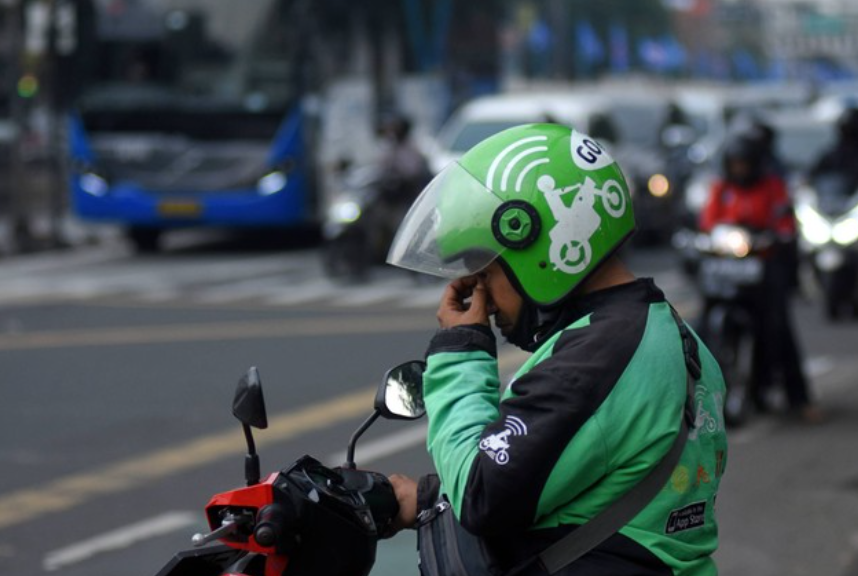 #LegalkanProfesiOjol Dukung Pengesahan UU demi Masa Depan Ojek Online